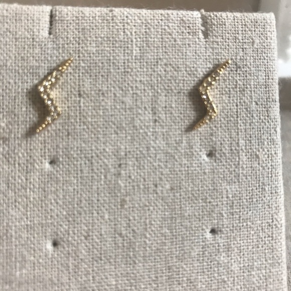 Stella & Dot lightening bolt crystal earrings new - Picture 5 of 6